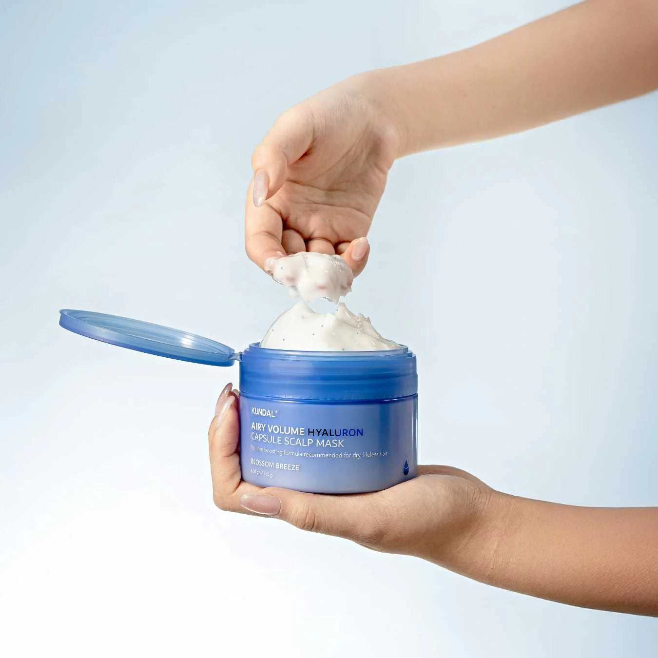 Maska matu apjomam Kundal Airy Volume Hyaluron Capsule Scalp Mask