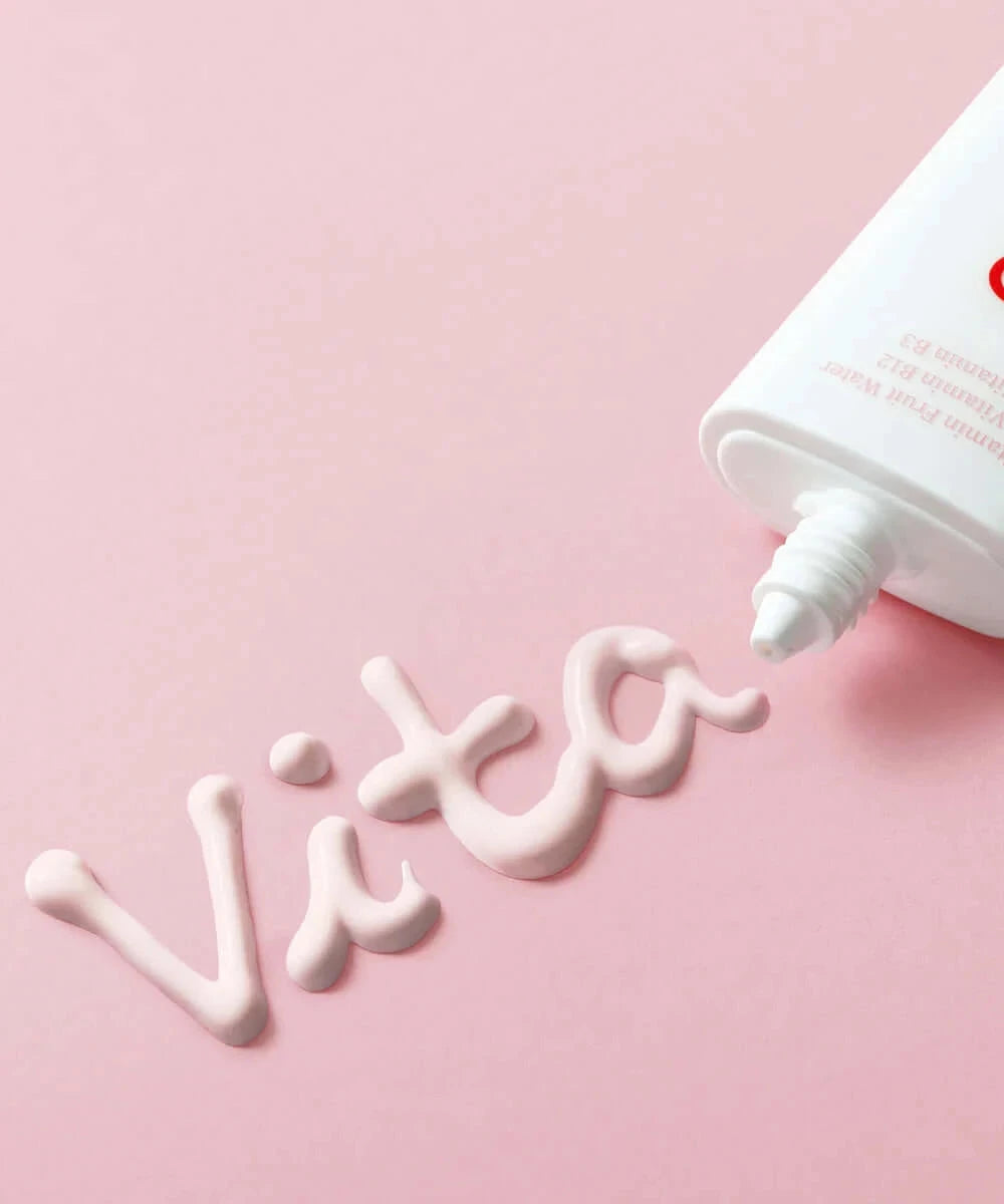 Saules aizsardzības krēms ar tonējošu efektu TOCOBO VITA TONE UP SUN CREAM DELUXE SPF50+ PA++++